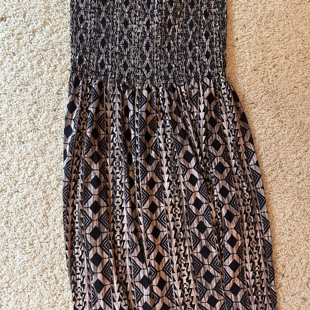VENUS Black and Brown Geometric Swim Coverup